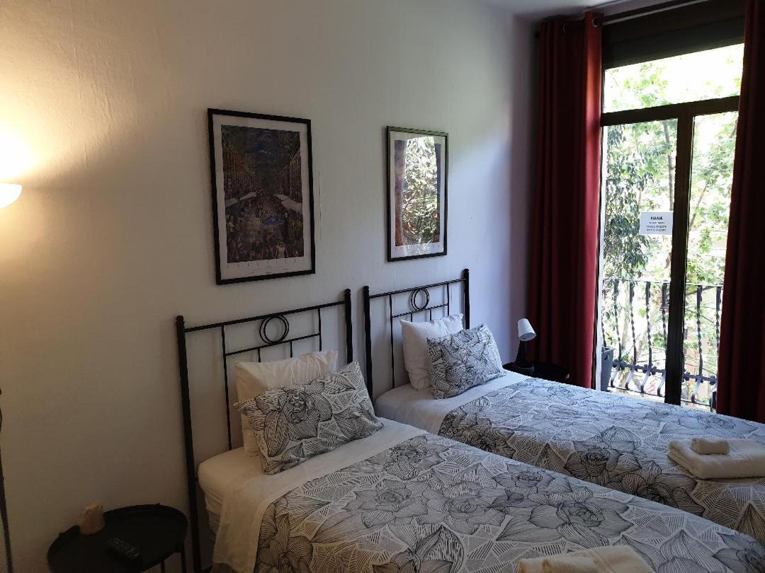 Hostal Absolut Stay (Adults Only) Барселона Экстерьер фото
