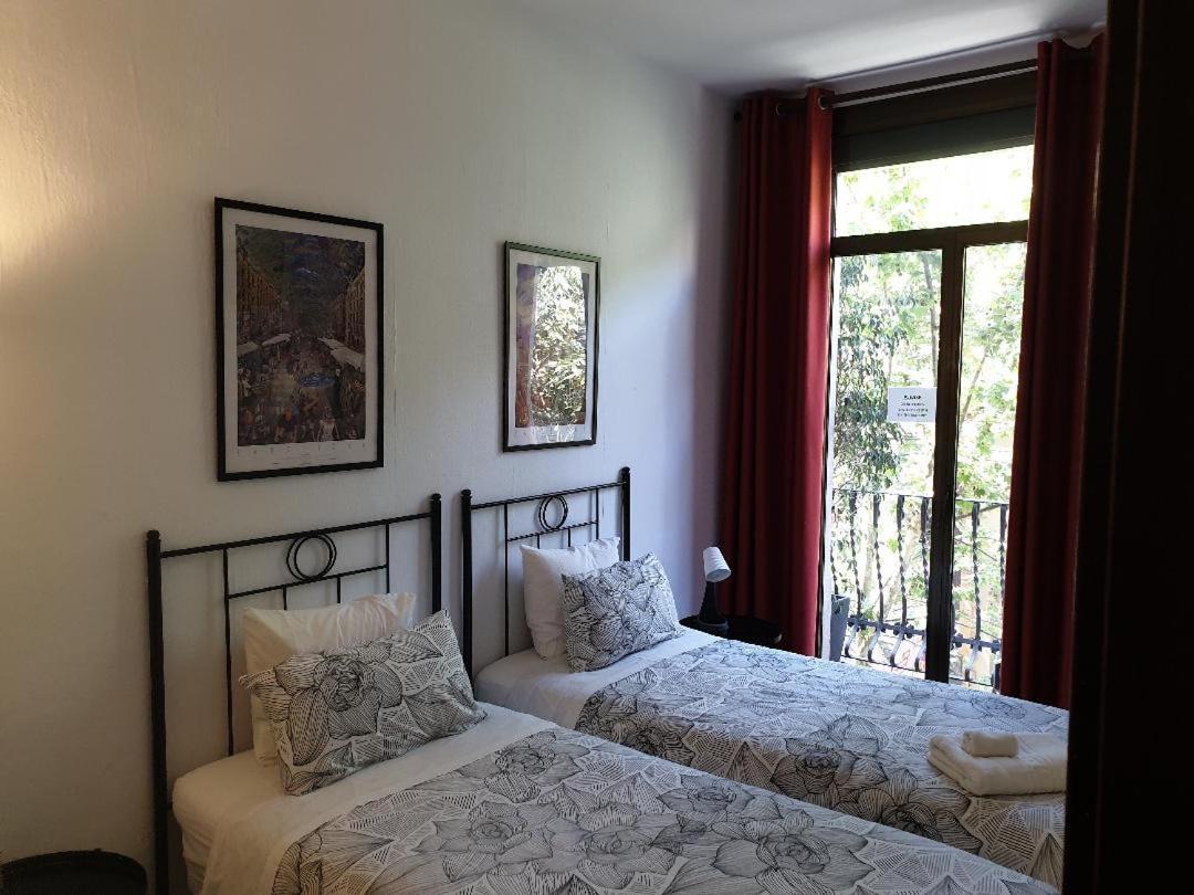 Hostal Absolut Stay (Adults Only) Барселона Экстерьер фото